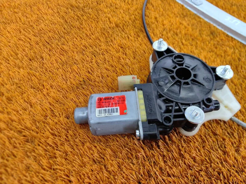 Стеклоподъемник