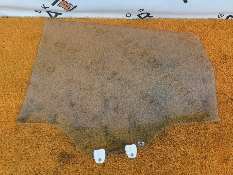 Стекло двери