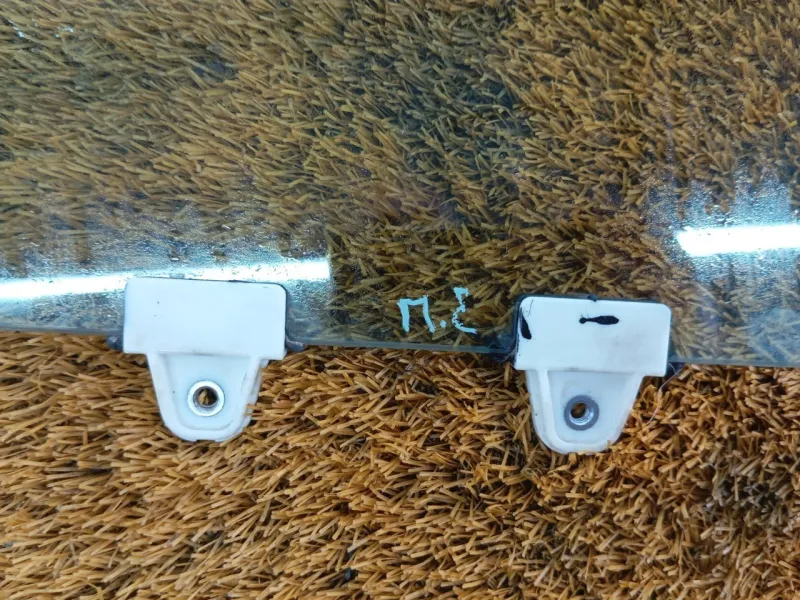 Стекло двери