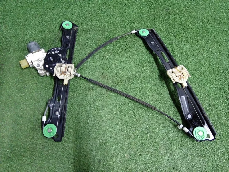 Стеклоподъемник BMW 1-Series 2004 51337138466 E87, передний правый