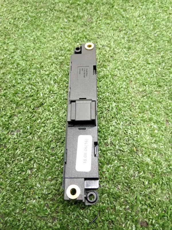 Кнопка памяти сидений