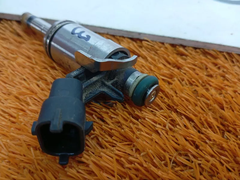 Форсунка топливная