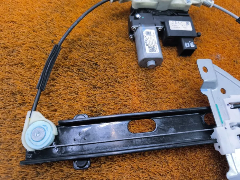 Стеклоподъемник