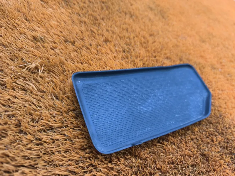 Коврик центральной консоли