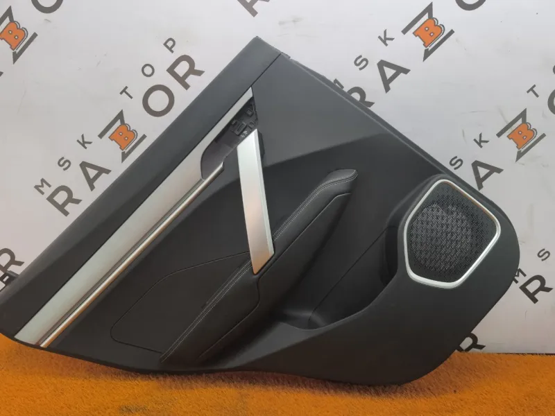 Обшивка двери