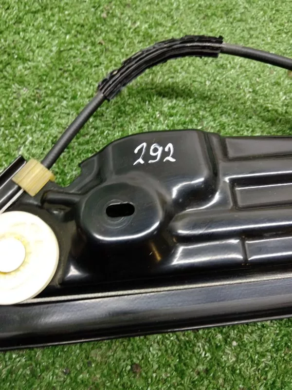 Стеклоподъемник BMW 7-Series 2009 51357182616 F01, задний правый