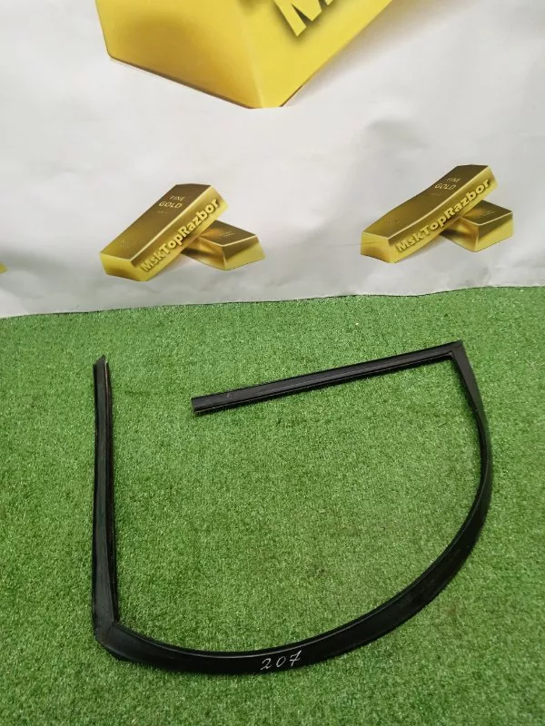 Уплотнитель стекла двери