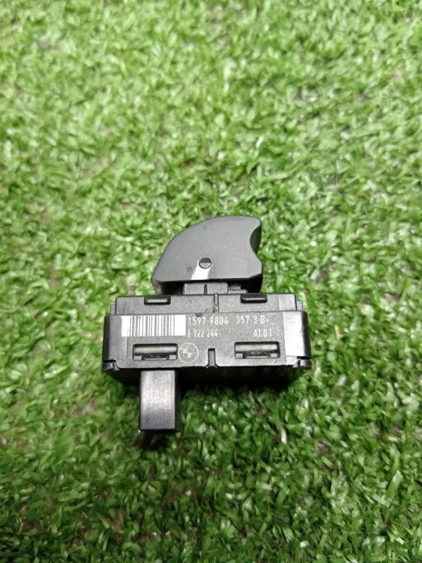 Кнопка стеклоподъемника