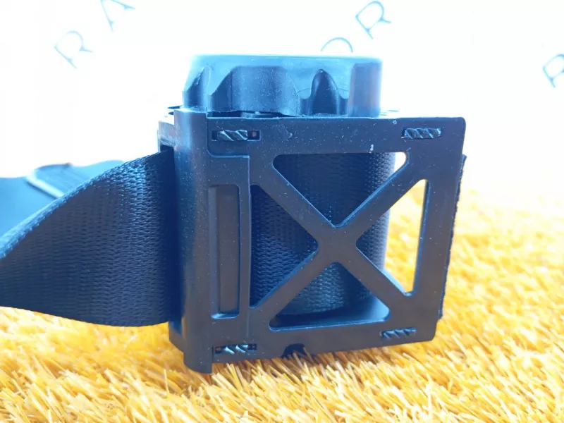 Ремень безопасности