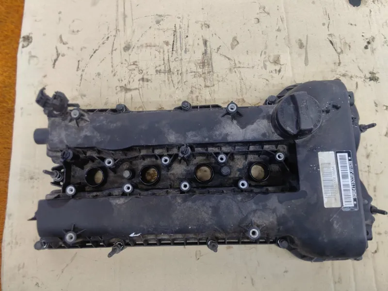 Клапанная крышка