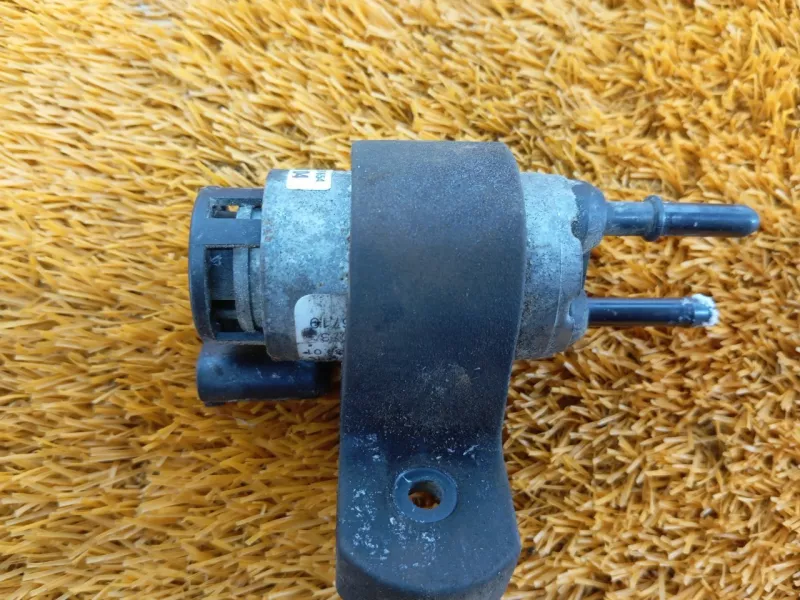 Бензонасос