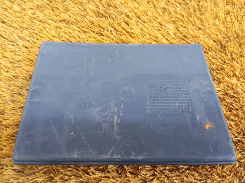 Коврик центральной консоли