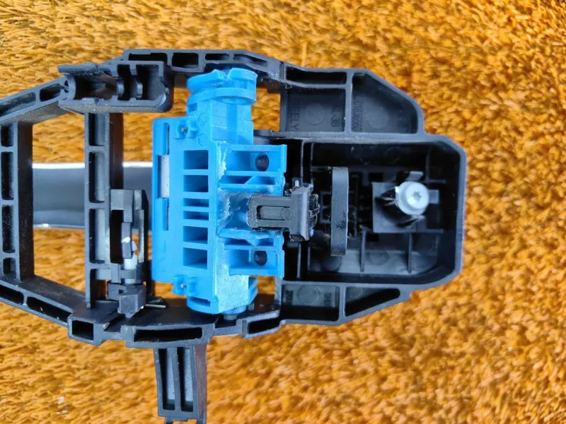 Ручка двери внешняя