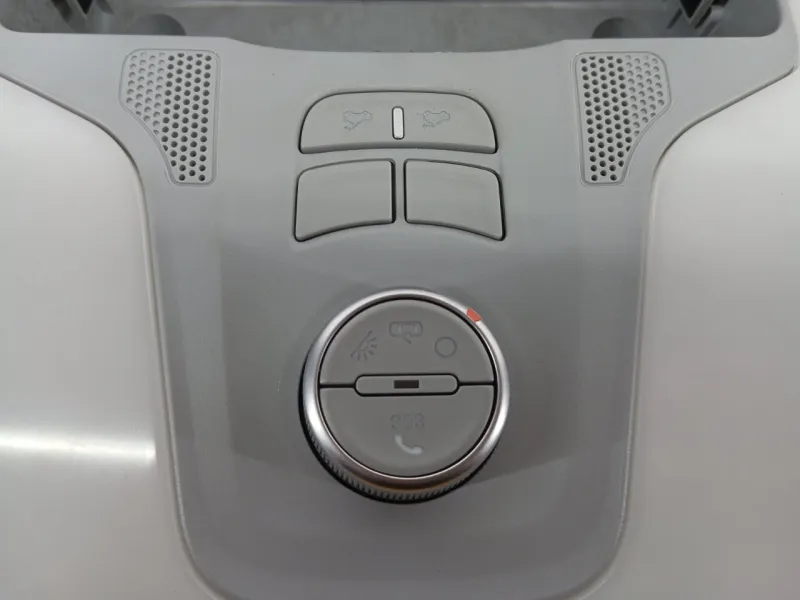 Плафон салона