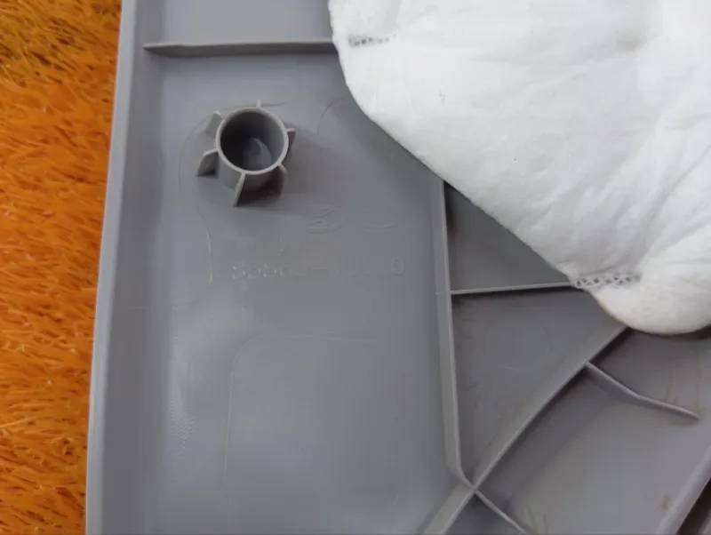 Накладка на стойку кузова