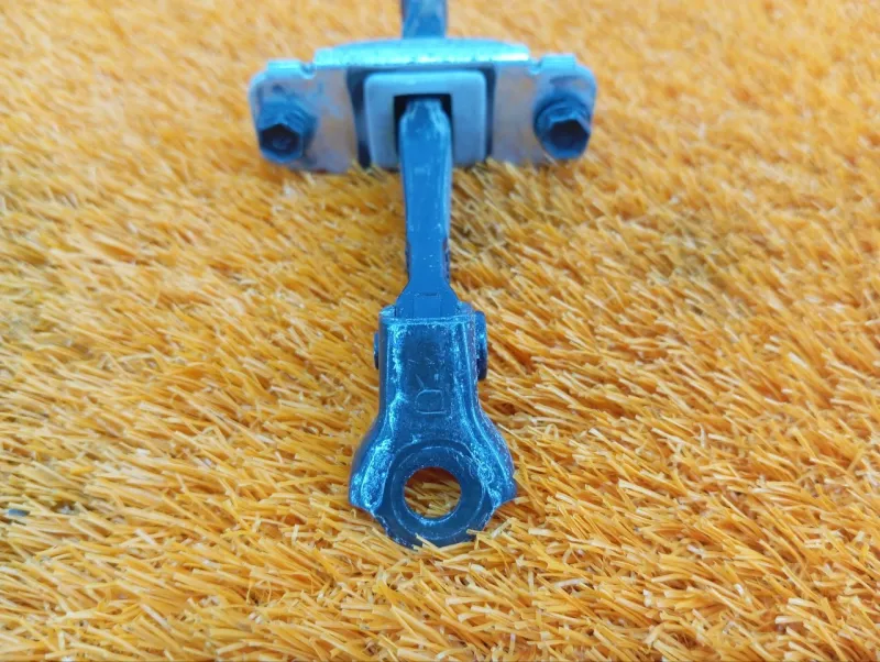 Ограничитель двери