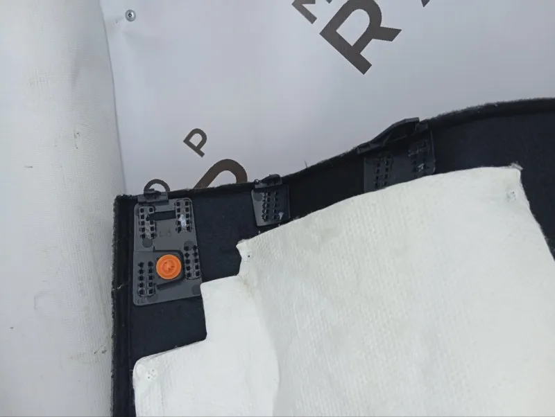 Обшивка багажника