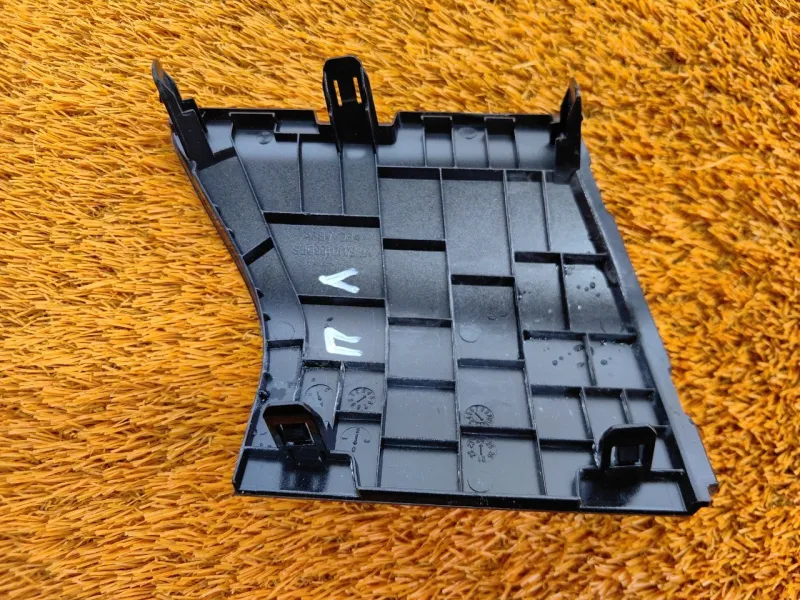 Накладка на торпедо