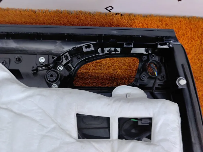 Обшивка двери