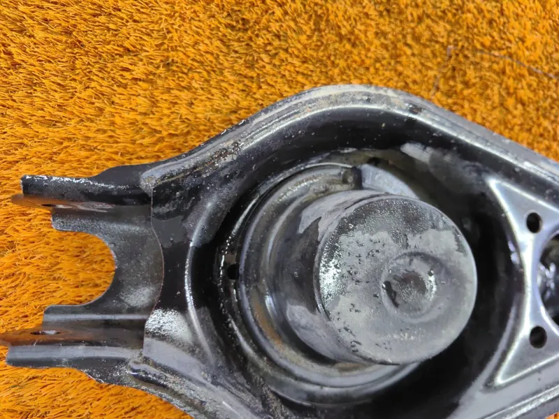 Рычаг подвески