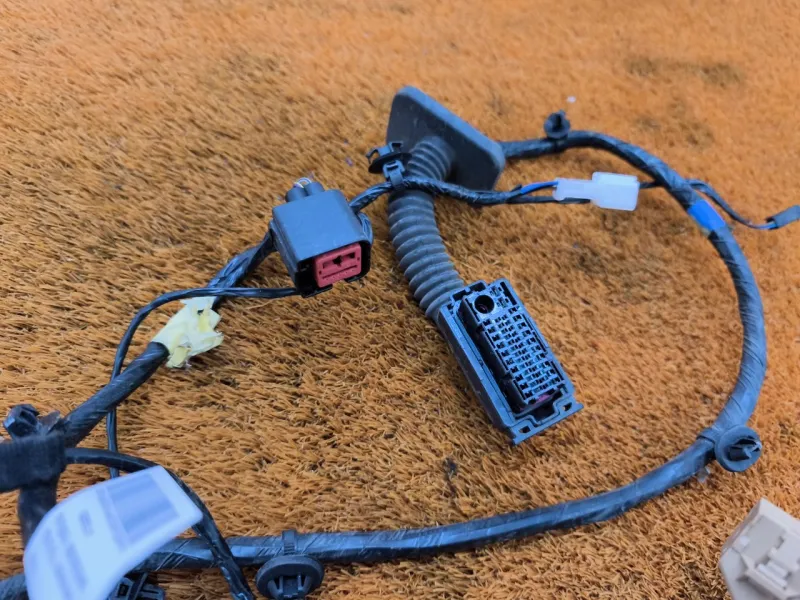 Проводка двери