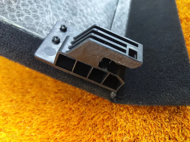 Пол багажника