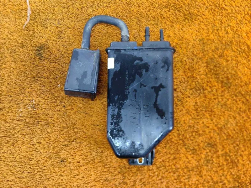 Абсорбер паров топлива