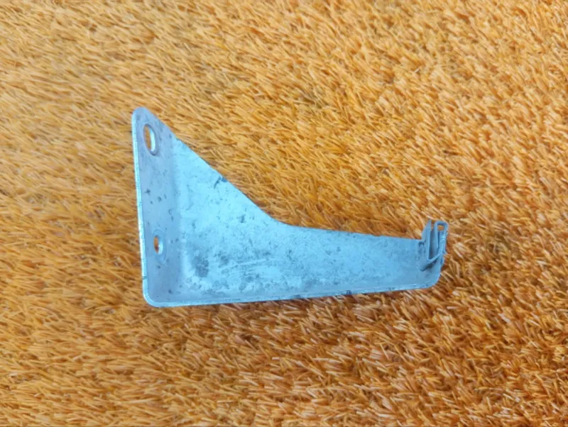 Кронштейн бампера