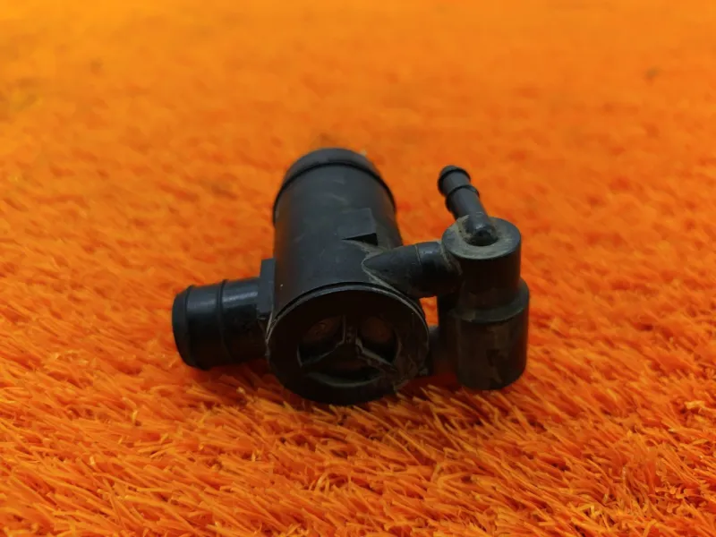 Насос стеклоомывателя