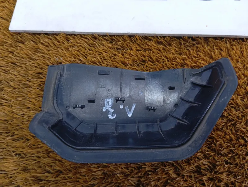 Накладка фонаря