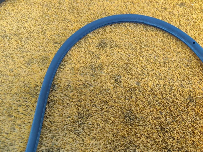 Уплотнитель двери