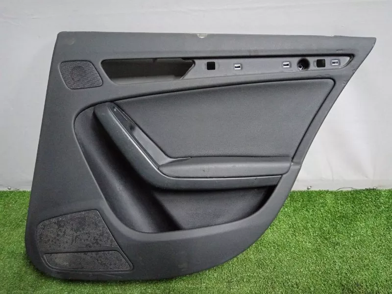 Обшивка двери Audi A4 2012 8K0867304G B8, задняя правая