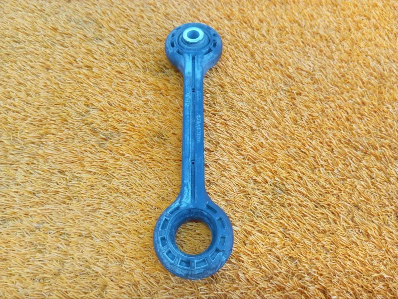 Стойка стабилизатора