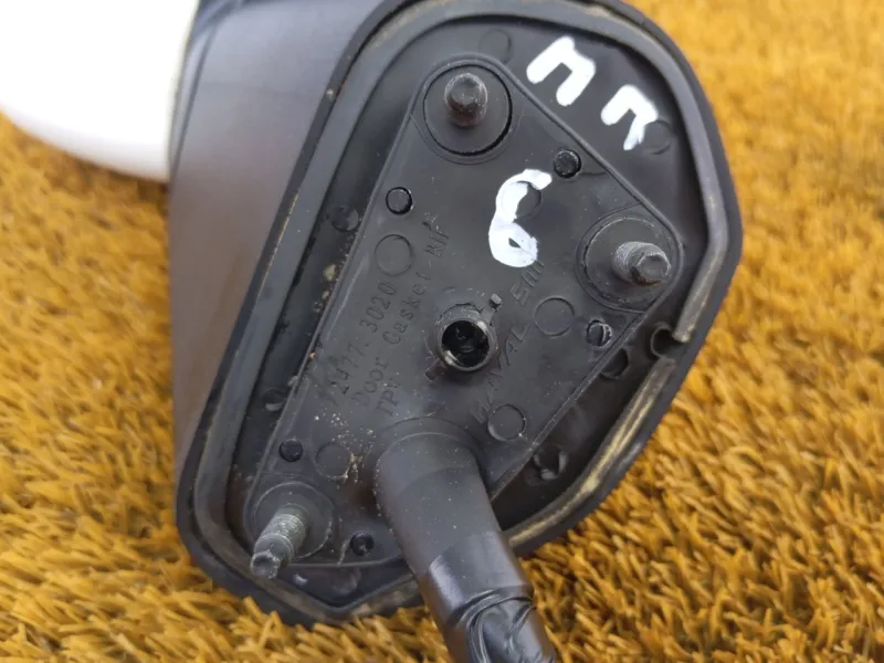 Зеркало боковое