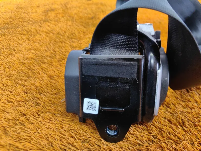 Ремень безопасности