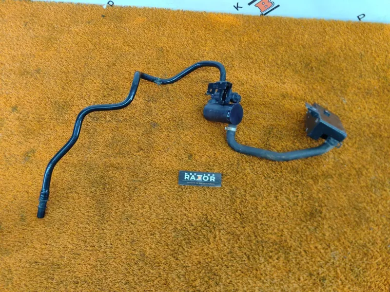 Клапан вентиляции топливного бака