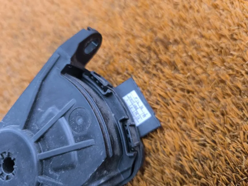 Педаль газа