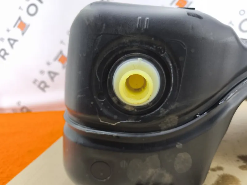 Бак топливный