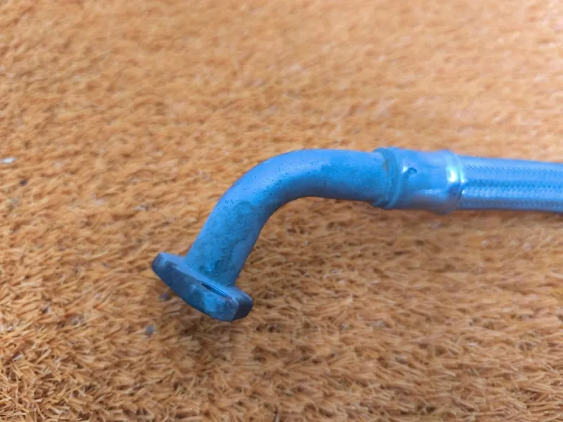 Трубка турбокомпрессора