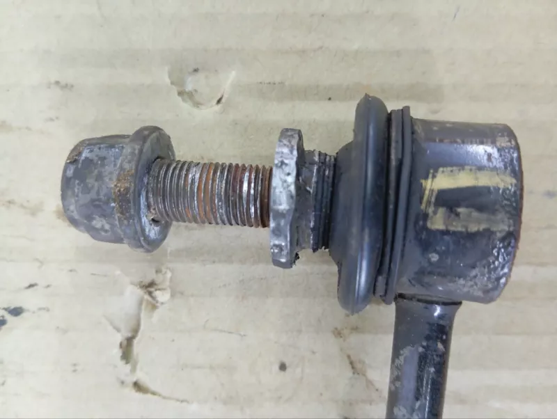 Стойка стабилизатора