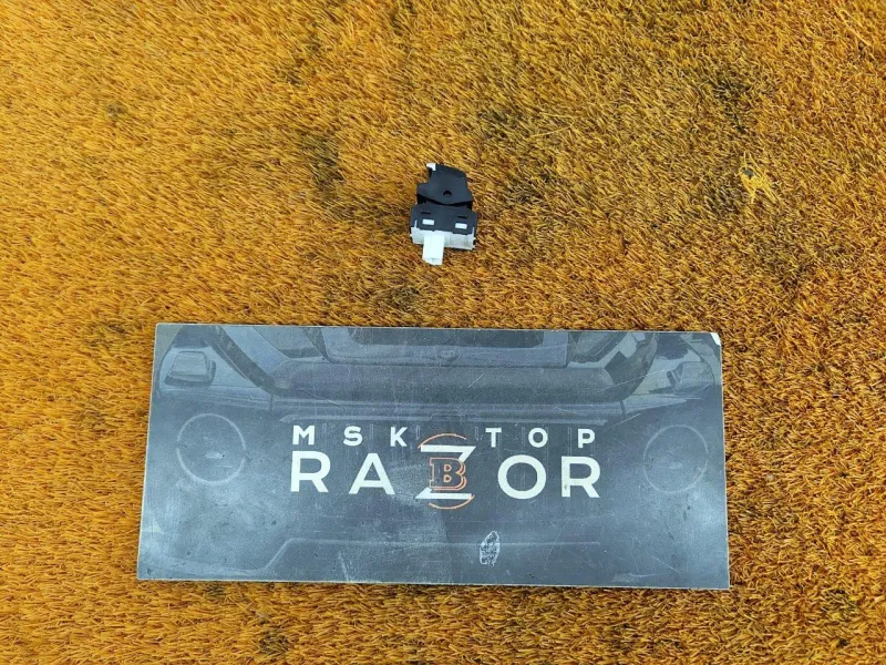 Кнопка стеклоподъемника