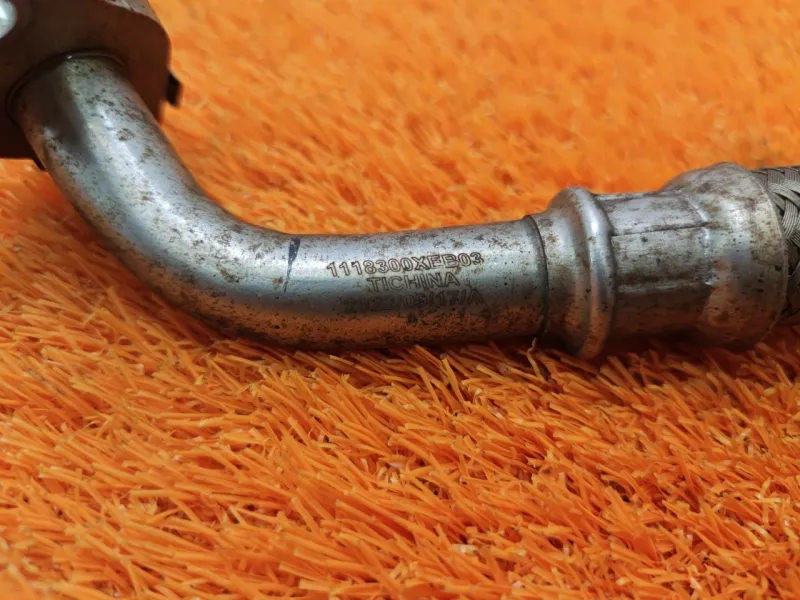 Трубка турбокомпрессора