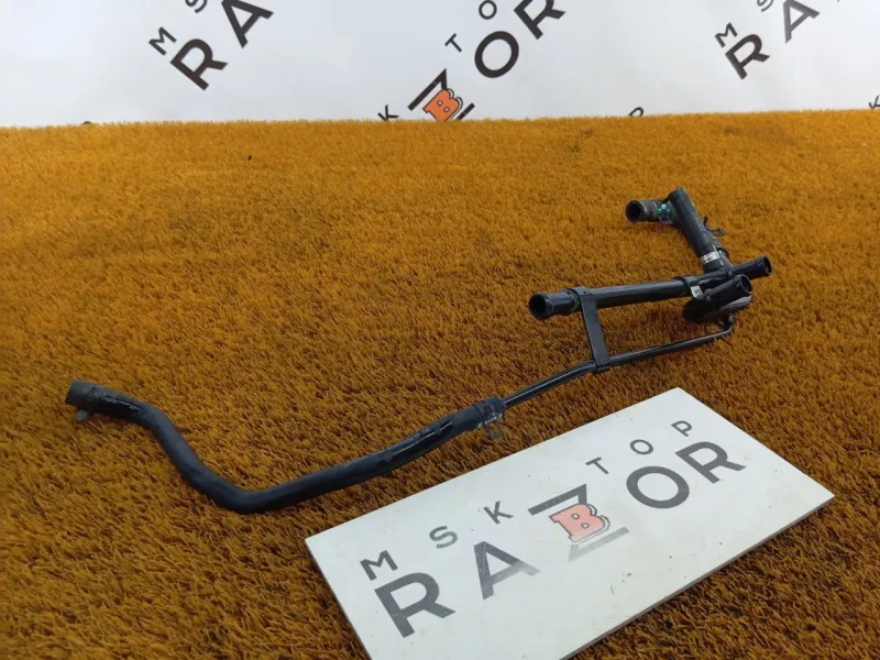 Трубка системы охлаждения