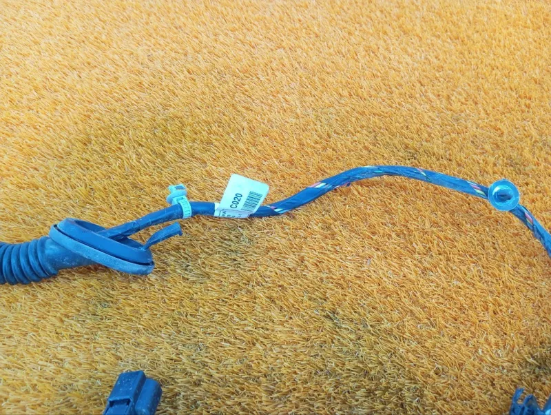 Проводка двери