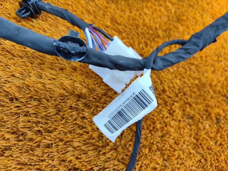 Электропроводка крышки багажника