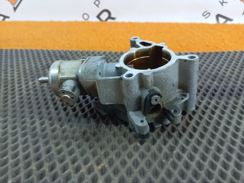 Насос вакуумный