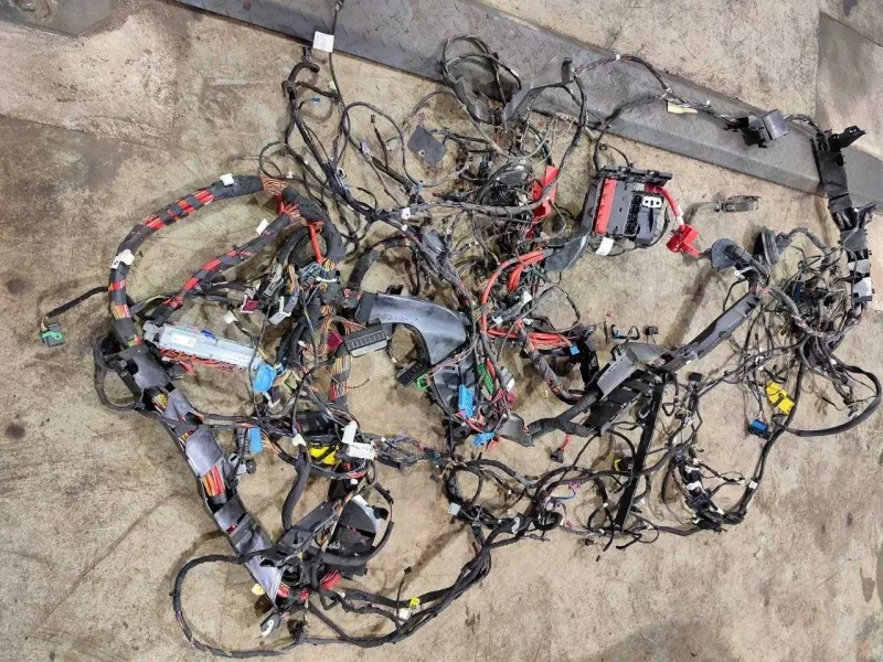 Проводка салона BMW 5-Series 2019 61112449598 G30 B47D20A