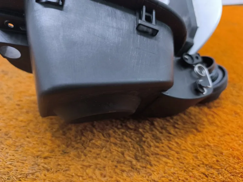 Лючок Бензобака