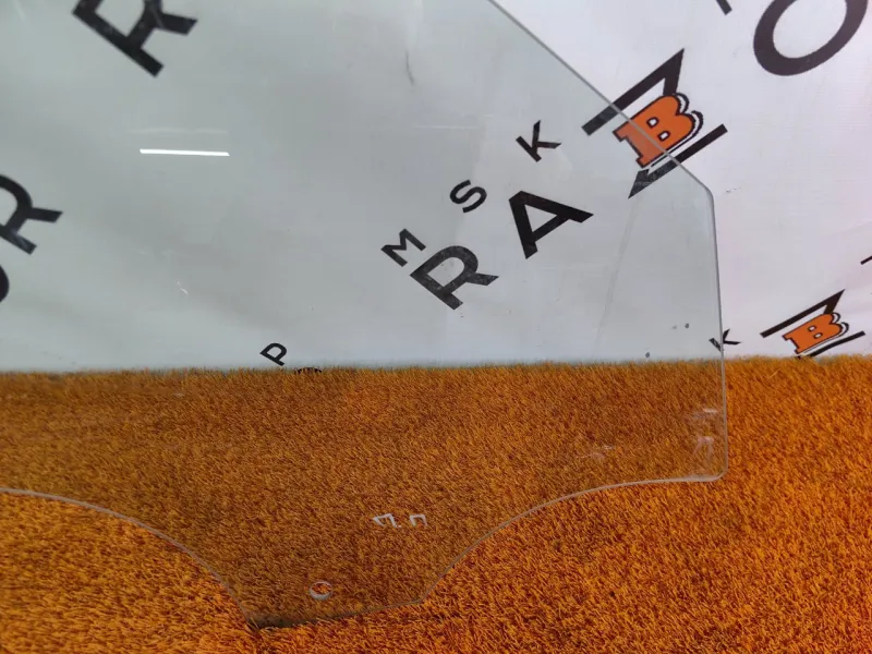 Стекло двери