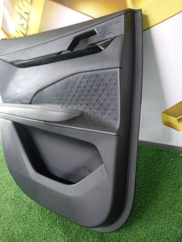 Обшивка двери